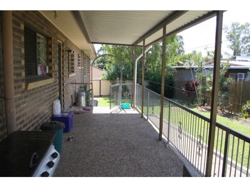 80 Stones Rd, Sunnybank Hills QLD 4109