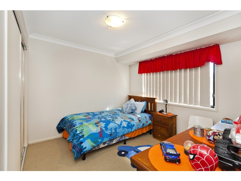 34 Apsley Crt, Parkinson QLD 4115