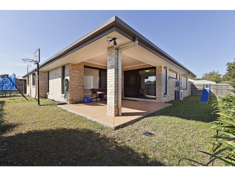 34 Apsley Crt, Parkinson QLD 4115