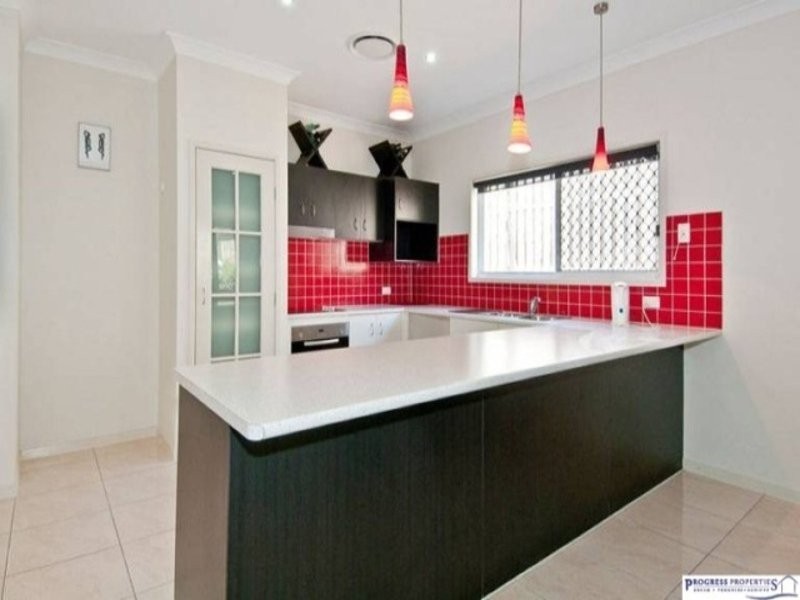79 Jarvis Rd, Waterford QLD 4133