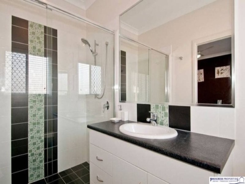 79 Jarvis Rd, Waterford QLD 4133