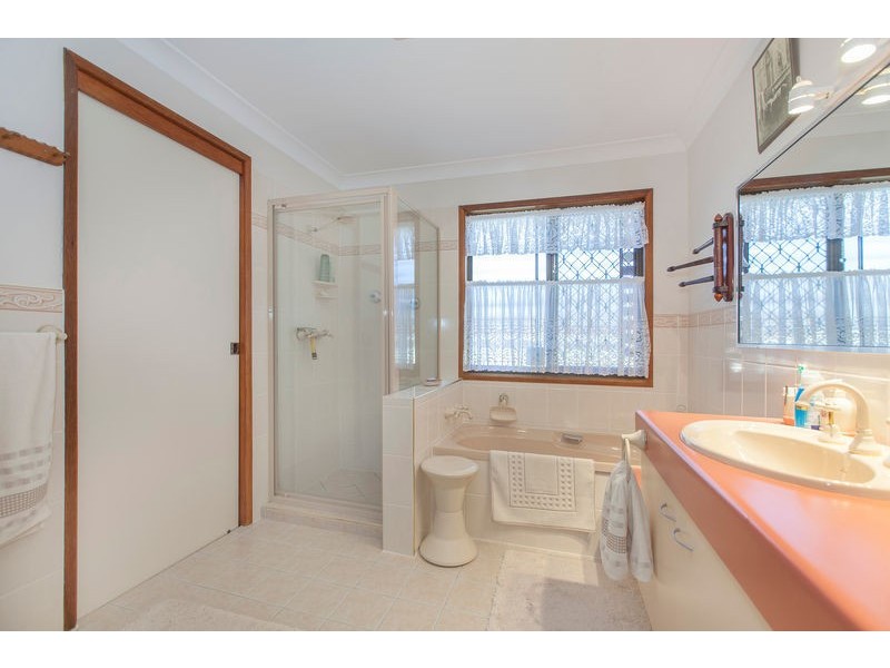 14 Columbia Court, Springwood QLD 4127