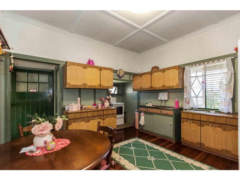 1 Pear Street, Greenslopes QLD 4120