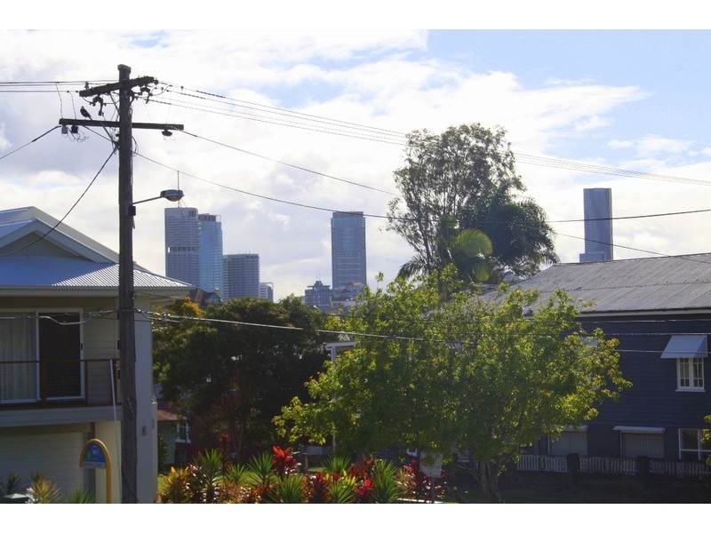 31 Heidelberg Street, East Brisbane QLD 4169