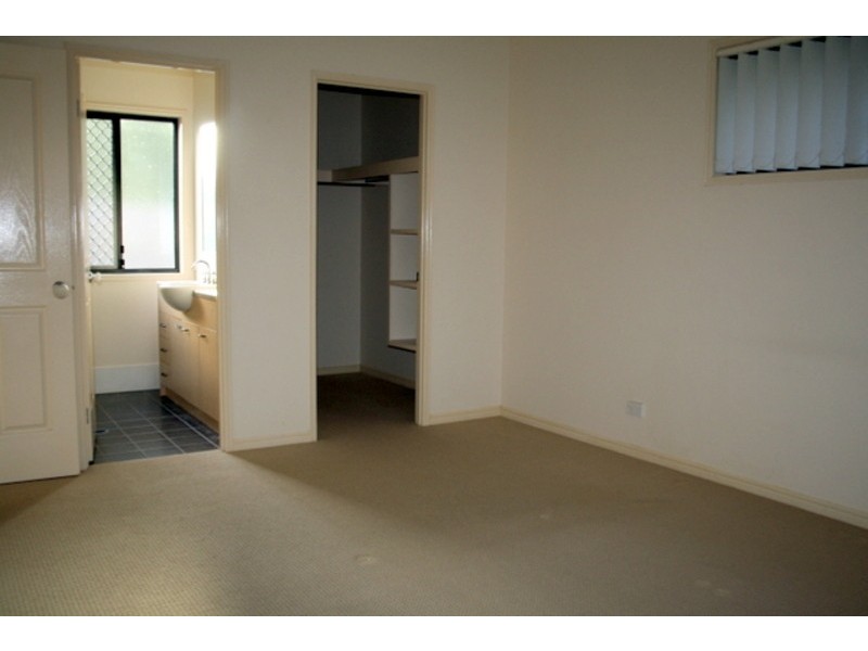 15 Hinterland Cr, Algester QLD 4115