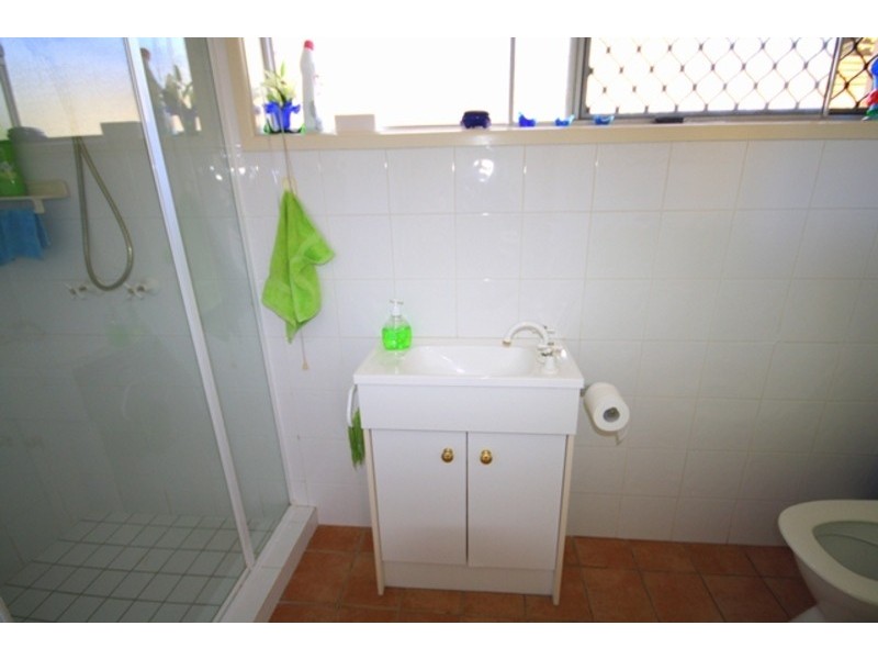 6 Belinda Crescent, Springwood QLD 4127