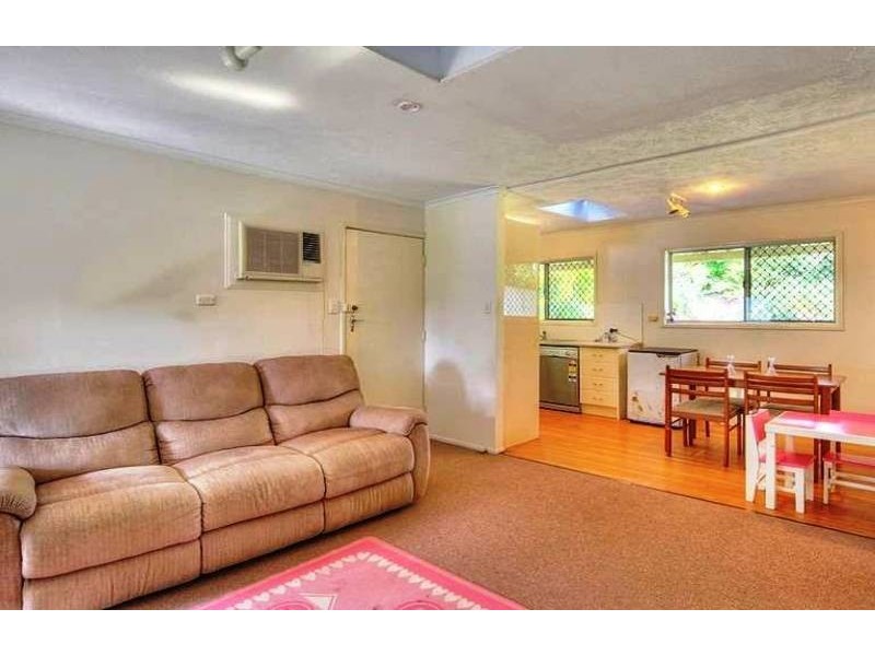 747 Browns Plains Road, Marsden QLD 4132