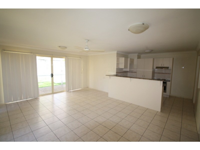 50 Springvale Cct, Underwood QLD 4119