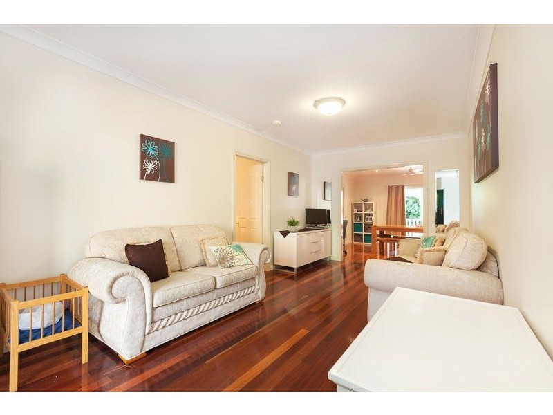 42 Lockyer Street, Camp Hill QLD 4152