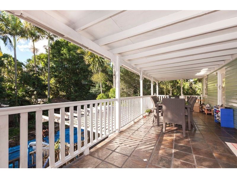 42 Lockyer Street, Camp Hill QLD 4152