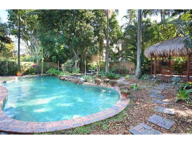 42 Lockyer Street, Camp Hill QLD 4152