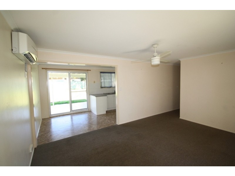10 Yolla St, Eagleby QLD 4207