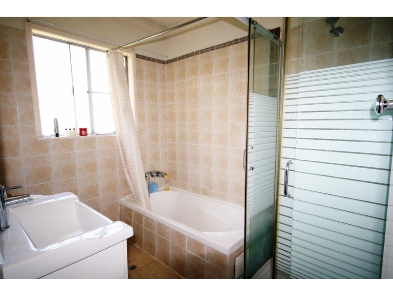 25 Shannon St, Woodridge QLD 4114