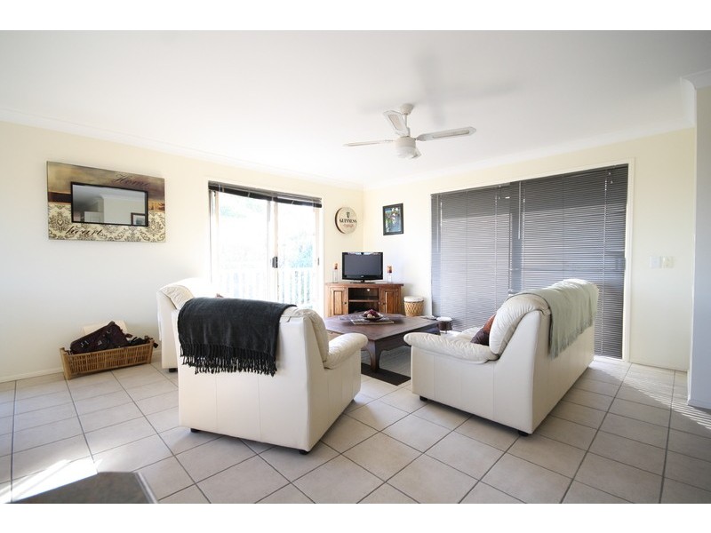 18 Crestridge Crescent, Oxenford QLD 4210