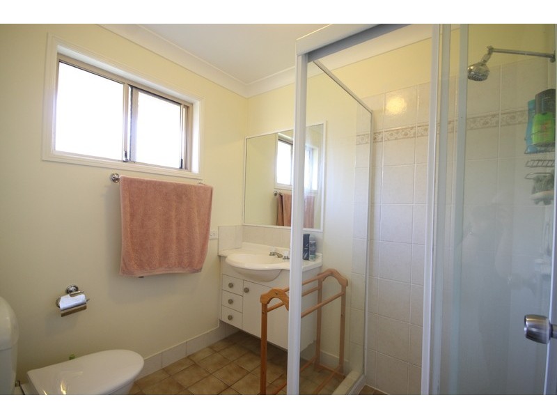18 Crestridge Crescent, Oxenford QLD 4210