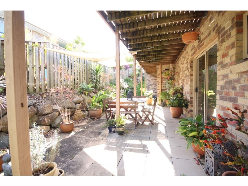 18 Crestridge Crescent, Oxenford QLD 4210