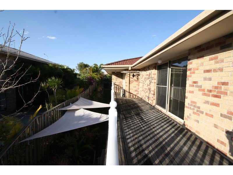 18 Crestridge Crescent, Oxenford QLD 4210