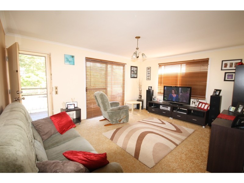 12 Alderbaran Drive, Kingston QLD 4114