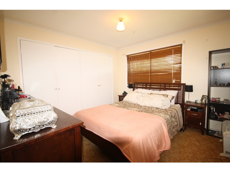 12 Alderbaran Drive, Kingston QLD 4114