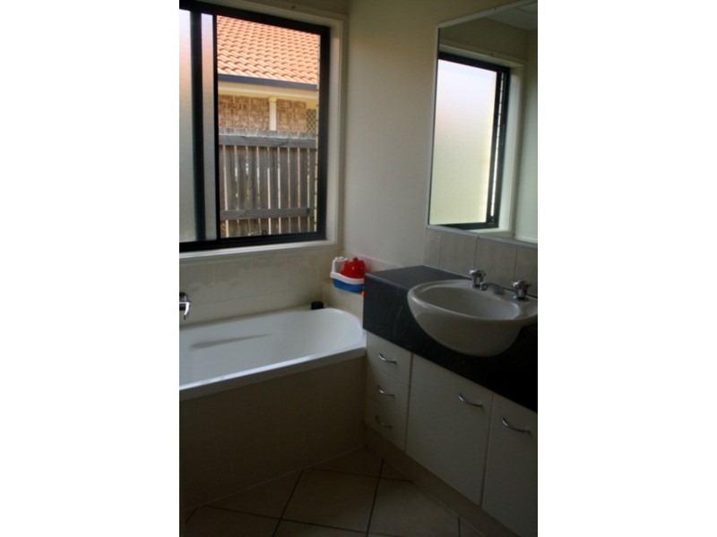 6 Stockwellia Street, Meadowbrook QLD 4131