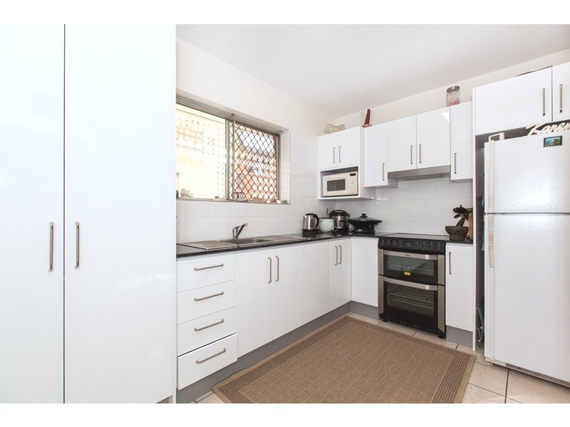 2/143 Baines Street, Kangaroo Point QLD 4169