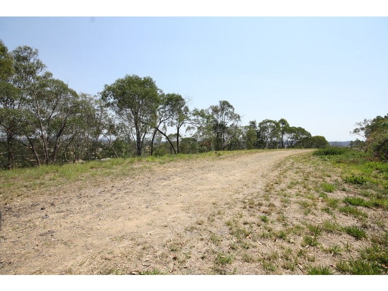 5 Webster Tce, Edens Landing QLD 4207