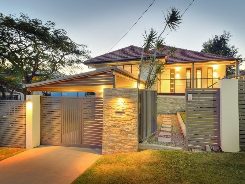 5 Webster Tce, Edens Landing QLD 4207