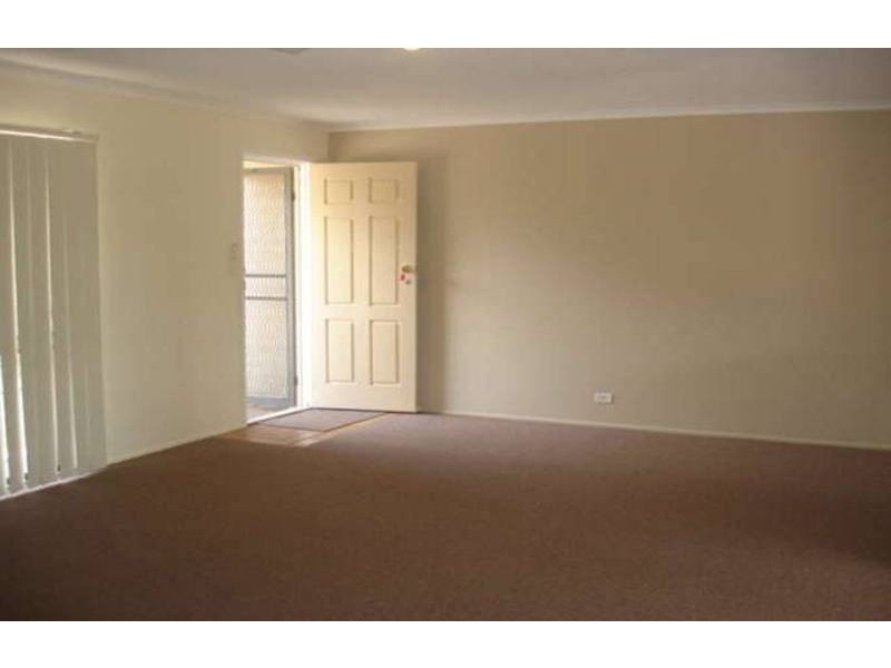 75 Mayes Avenue, Kingston QLD 4114