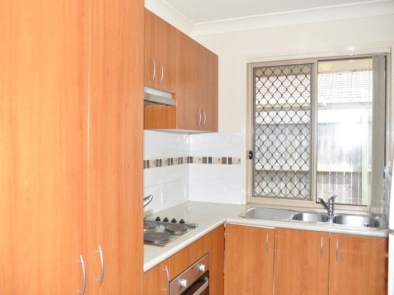 52 RACHEL DRIVE, Crestmead QLD 4132