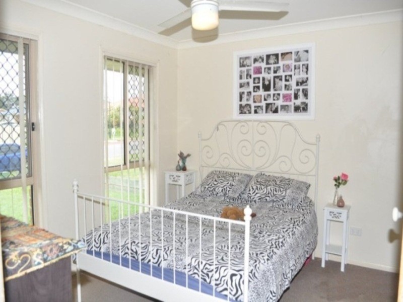52 RACHEL DRIVE, Crestmead QLD 4132