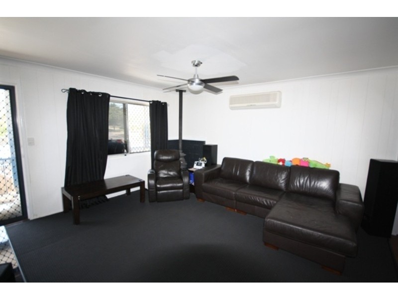 7 Satinwood St, Crestmead QLD 4132