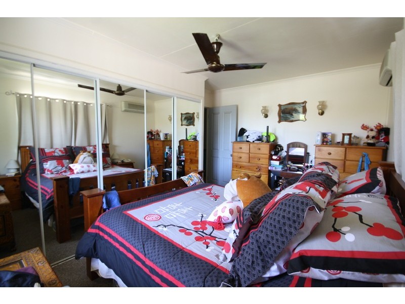 32 Augustus Street, Kingston QLD 4114