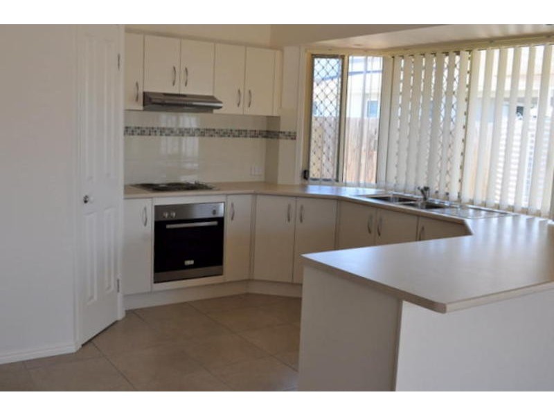 27 Coalstoun Crossing, Waterford QLD 4133