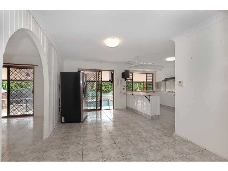 5 Elonera Dr, Slacks Creek QLD 4127