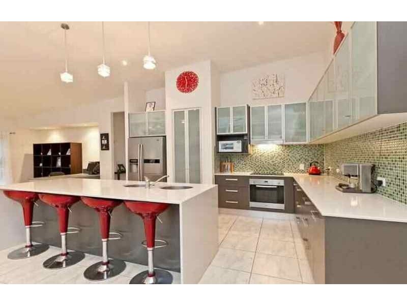 55 Island Street, Cleveland QLD 4163