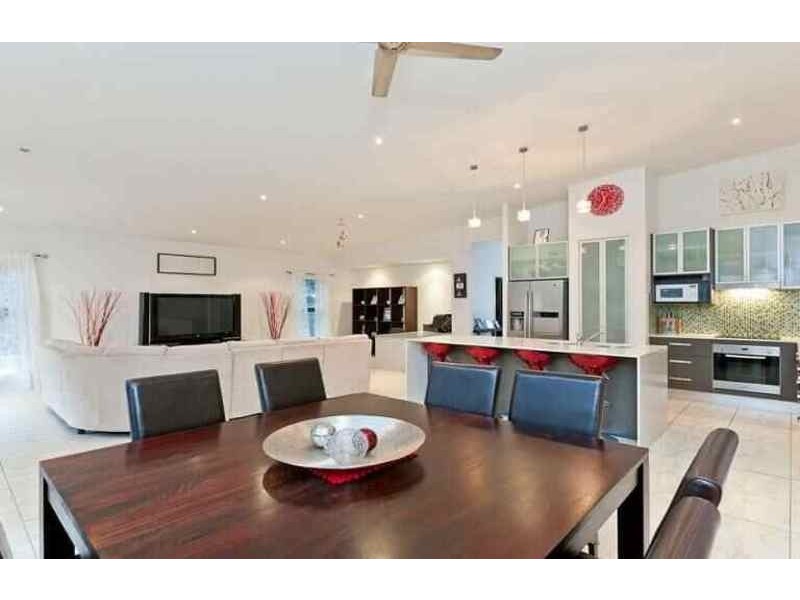 55 Island Street, Cleveland QLD 4163