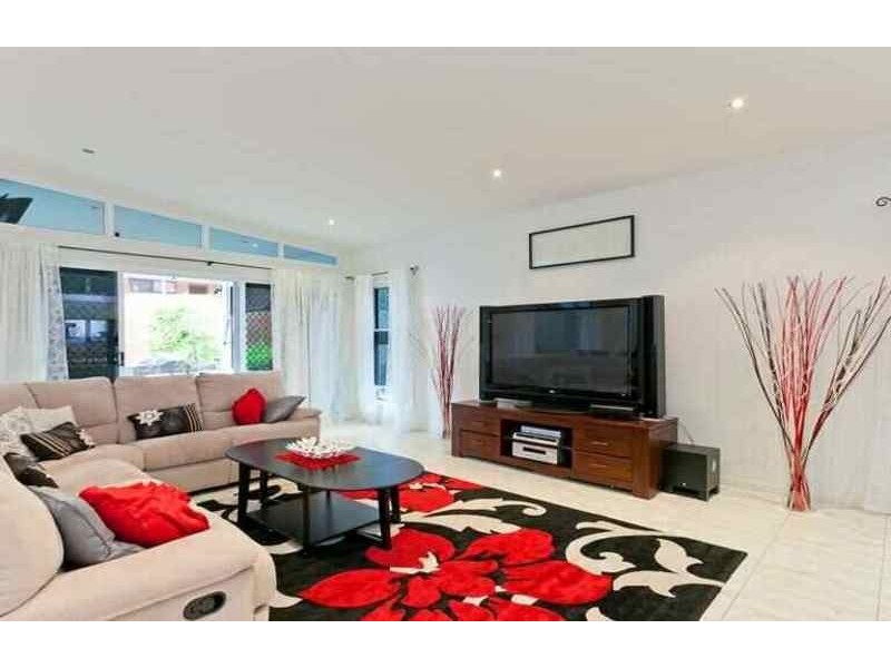 55 Island Street, Cleveland QLD 4163