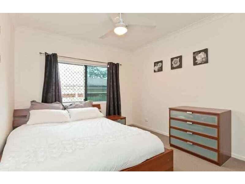 55 Island Street, Cleveland QLD 4163