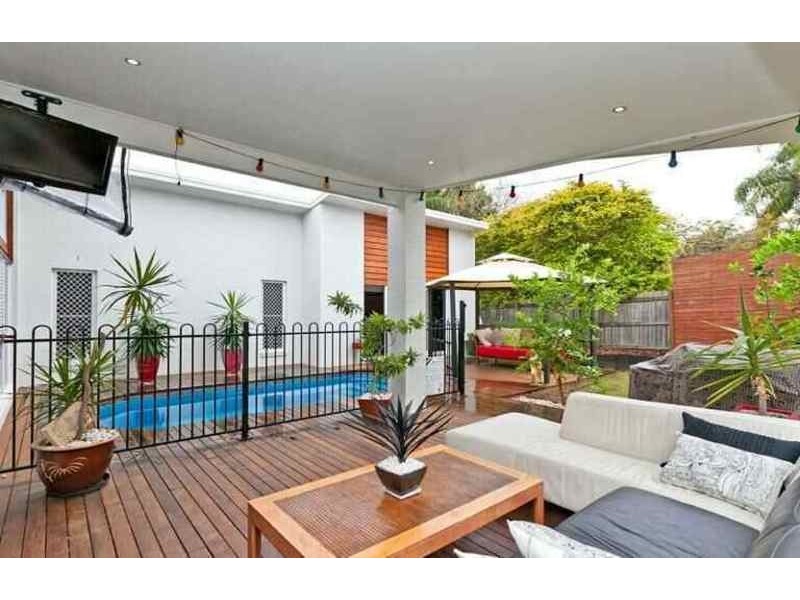 55 Island Street, Cleveland QLD 4163