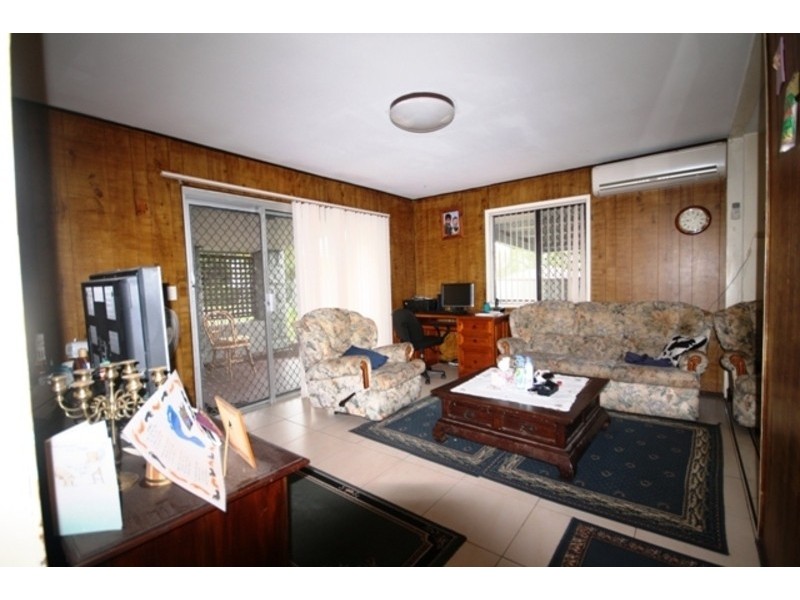 37 Monarch Street, Slacks Creek QLD 4127
