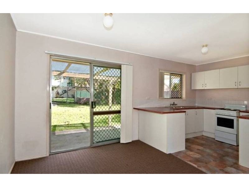 20 Woodash Street, Kingston QLD 4114