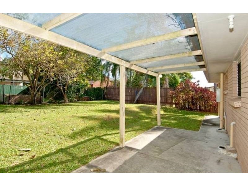 20 Woodash Street, Kingston QLD 4114