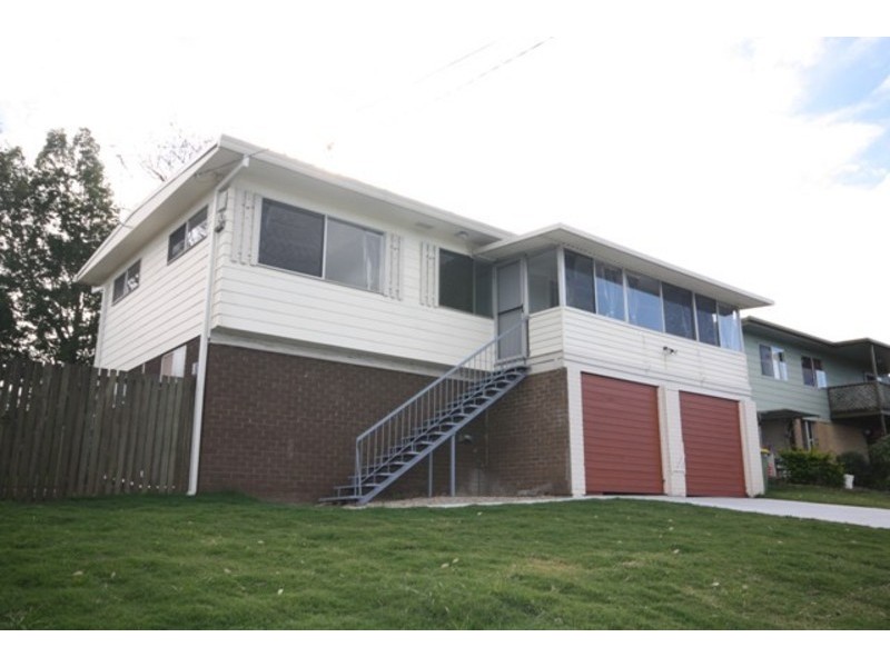 12 Hawkins St, Springwood QLD 4127