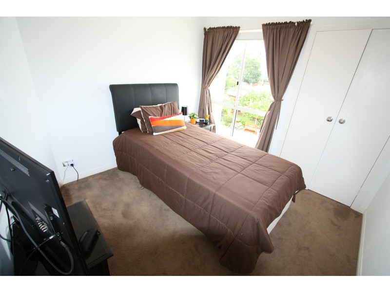 1/24 Sunset Blvd, Surfers Paradise QLD 4217