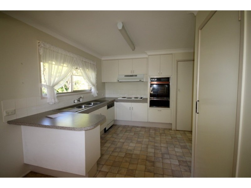 17 MANZILL STREET, Sunnybank Hills QLD 4109