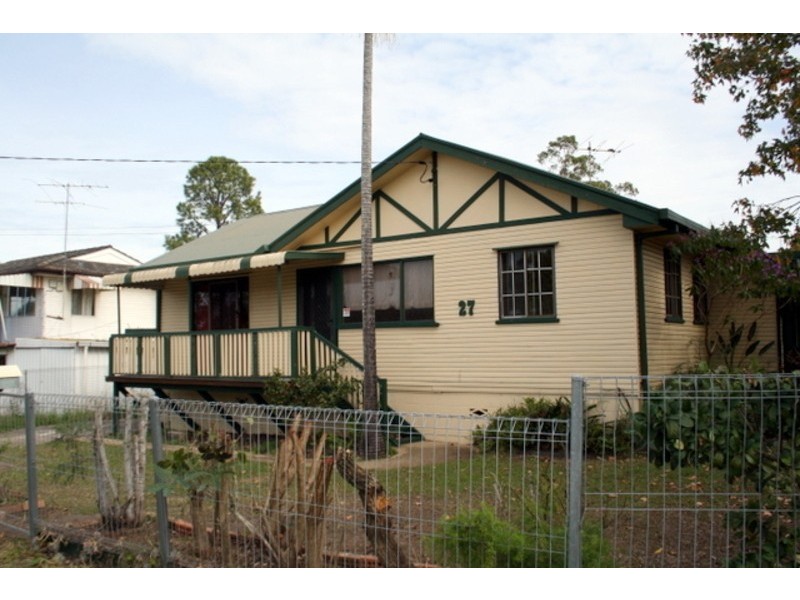 27 Mayes Av, Woodridge QLD 4114