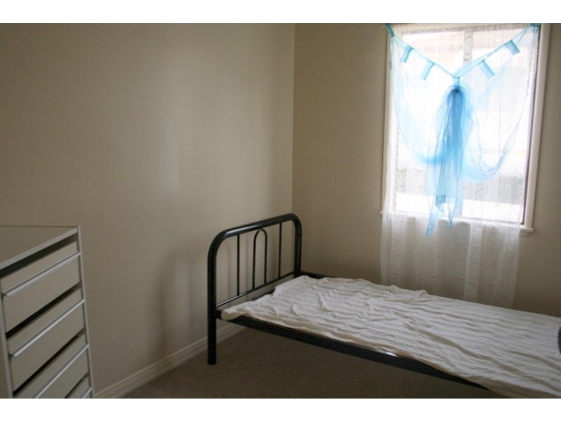 27 Mayes Av, Woodridge QLD 4114