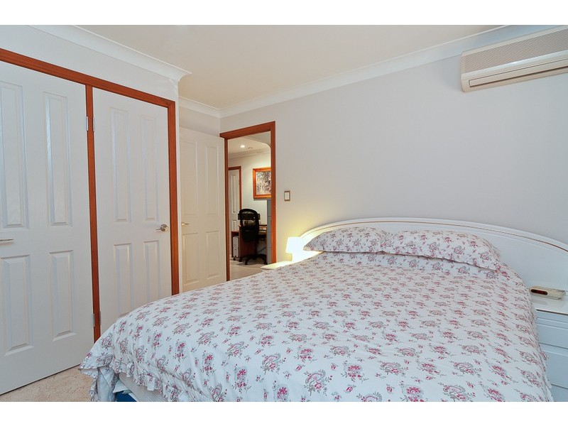 9 Jermyn St, Eight Mile Plains QLD 4113