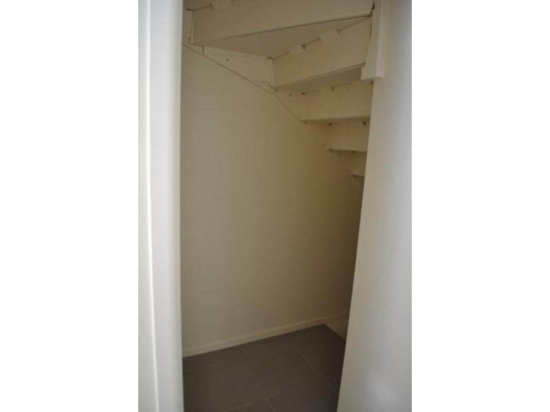 16 Grand Terrace, Waterford QLD 4133