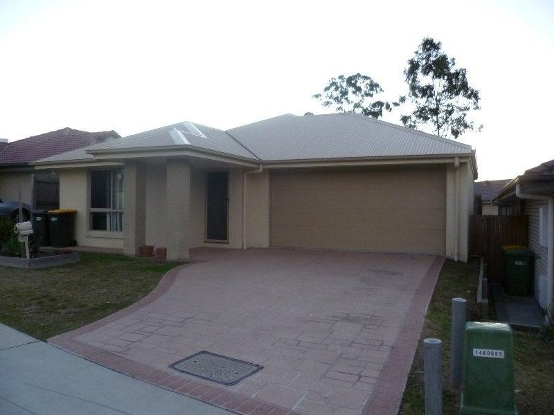 69 Woodlands Boulevard, Waterford QLD 4133